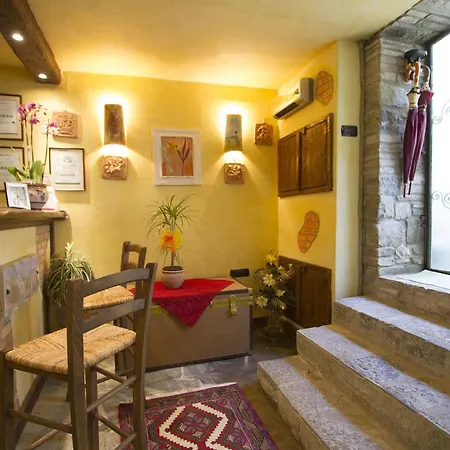 Rocca Di Pierle, Di Charme - Cortona